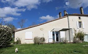Au Milieu Des Champs